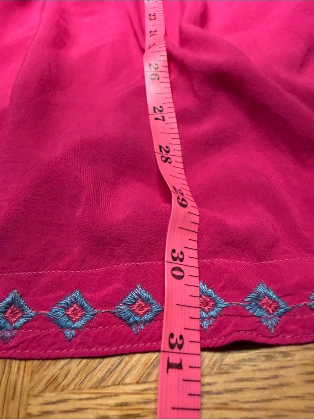 Johnny Was BIYA Embroidered Tunic M Fuchsia Pink Boho Floral Peasant Top - Picture 11 of 12